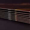 brochure con punto metallico